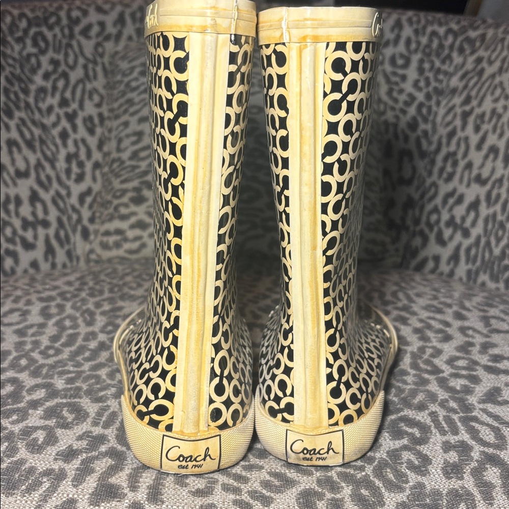 Coach Black & Cream Signature Pattern Rain Boots - Picture 4 of 11